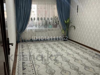 3-бөлмелі пәтер · 52.8 м² · 2/4 қабат, 2мкр. 20 дом 24 пәтер — №2 мектеп, садиктің қасында, бағасы: 13 млн ₸ в Жанаозен