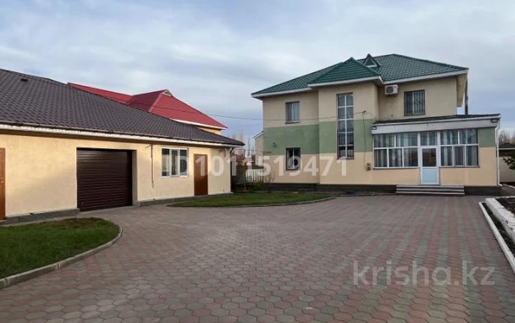 Отдельный дом · 5 комнат · 252 м² · 10 сот., Айтеке Би 27 — Дом отдыха "Чистые пруды" за 108 млн ₸ в Косшы — фото 2