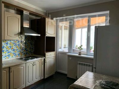 3-комнатная квартира · 88 м² · 3/10 этаж, мкр Каргалы, Кенесары хана за 350 000 ₸ в Алматы, Наурызбайский р-н