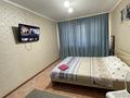 1-комнатная квартира, 35 м², 5/5 этаж посуточно, Абулхаир хана 23 за 8 000 〒 в Актобе — фото 2