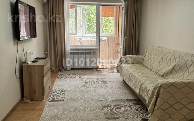 2-комнатная квартира · 48 м² · 5/5 этаж, мкр Казахфильм 14 за 350 000 ₸ в Алматы, Бостандыкский р-н — фото 2