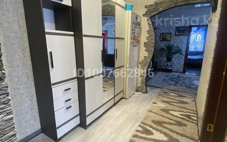 4-бөлмелі пәтер · 61 м² · 4/5 қабат, 3 микрорайон 7 — Напротив ТД “Зангар”, между ТД “Арбат” и “Реал”, бағасы: 20 млн ₸ в Риддере — фото 2