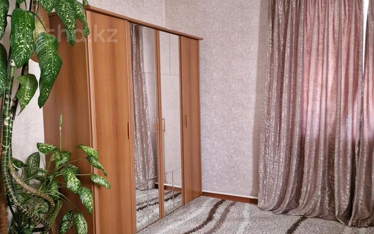 Отдельный дом • 5 комнат • 300 м² • 5 сот., Толстого — Бектурова за 55 млн 〒 в Павлодаре — фото 2