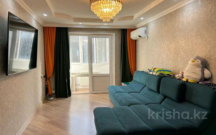 4-комнатная квартира, 90 м², 2/5 этаж, мамыр-1 9 за 65 млн 〒 в Алматы, Ауэзовский р-н — фото 2