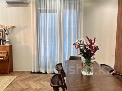 3-комнатная квартира · 110 м², ул. Сарайшык 34/1 за 1.1 млн ₸ в Астане, Есильский р-н