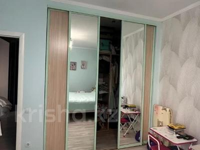 2-комнатная квартира · 64 м² · 3/10 этаж, Кенесары хана 54/1-45 за 50 млн ₸ в Алматы, Наурызбайский р-н