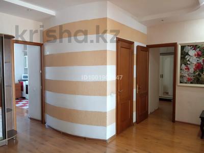 Пәтерлер в Астане: 3-бөлмелі пәтер · 84 м² · 5/9 қабат, Керей и Жанибек хандар 9 — Сауран, супермаркет Анвар, бағасы: 33 млн 〒 3-бөлмелі пәтер · 84 м² · 5/9 қабат, Керей и Жанибек хандар 9 — Сауран, супермаркет Анвар, бағасы: 33 млн 〒 в Астане, Есильский р-н