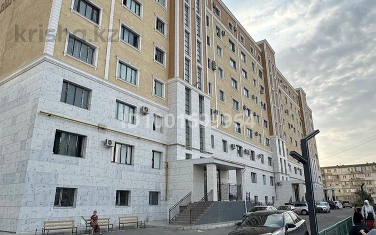 2-комнатная квартира · 72.7 м² · 2/8 этаж, 28-й мкр 68/3 — Сзади супермаркета Аман за 18.5 млн ₸ в Актау — фото 2