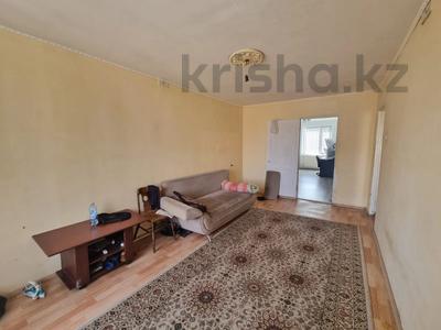 2-комнатная квартира, 44 м², 3/5 этаж, Молодежная 45 за 5 млн 〒 в Шахтинске