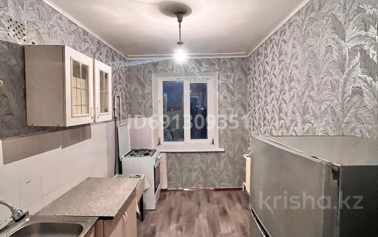 4-бөлмелі пәтер · 76 м² · 5/5 қабат, мкр. Зачаганск пгт 23, бағасы: 18 млн ₸ в Уральске — фото 16