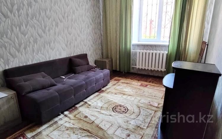 1-бөлмелі пәтер, 36 м², 3/10 қабат ай сайын, Иманова 41, бағасы: 160 000 〒 в Астане, р-н Байконур — фото 2