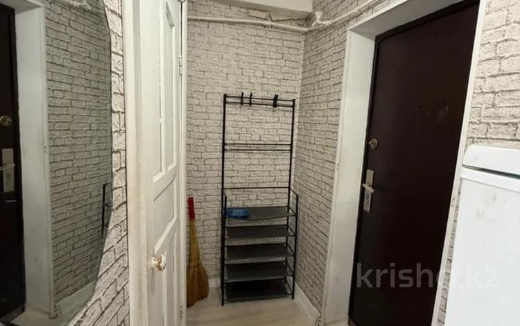 2-бөлмелі пәтер · 37 м² · 5/5 қабат, жаманкулова, бағасы: 8 млн ₸ в Актобе — фото 2