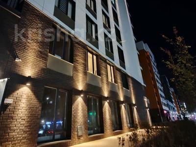 4-комнатная квартира · 77 м², Туран 55/16 за ~ 55 млн 〒 в Астане, Нура р-н