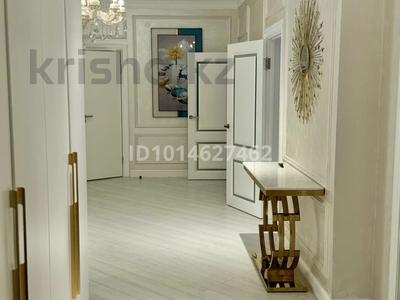 4-комнатная квартира · 160 м² · 2/5 этаж, мкр. Алтын орда, Батыс 2 мкрн 51б за 80 млн ₸ в Актобе