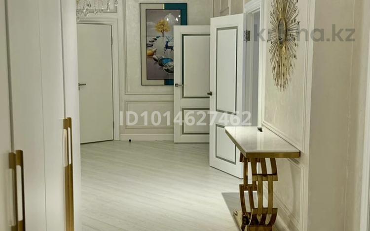 4-комнатная квартира · 160 м² · 2/5 этаж, мкр. Алтын орда, Батыс 2 мкрн 51б за 80 млн ₸ в Актобе — фото 2