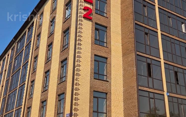 2-бөлмелі пәтер · 60 м² · 1/3 қабат, Кизатова, бағасы: 23.8 млн ₸ в Петропавловске — фото 2