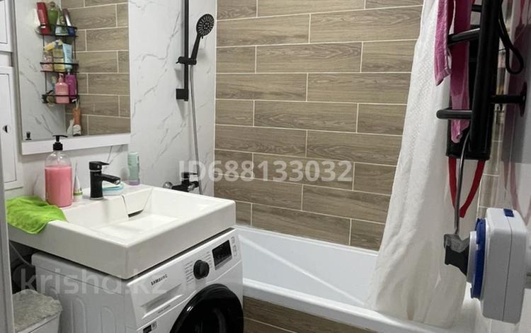 3-комнатная квартира · 42 м² · 2/4 этаж, мкр Новый Город, Пичугина 251/2 за 17.5 млн ₸ в Караганде, Казыбек би р-н — фото 2