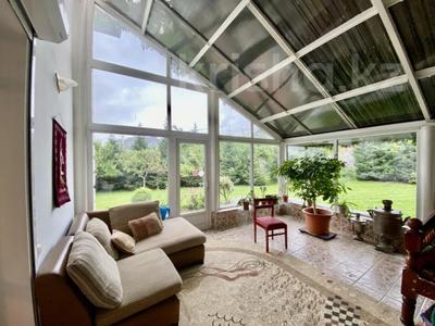 Жеке үй · 5 бөлме · 380 м² · 17 жүзд., Жангир хан — Торангы, бағасы: 410 млн ₸ в Алматы