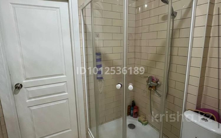 1-комнатная квартира · 45 м² · 5/9 этаж, мкр Аккент 62 за 11 000 ₸ в Алматы, Алатауский р-н — фото 2