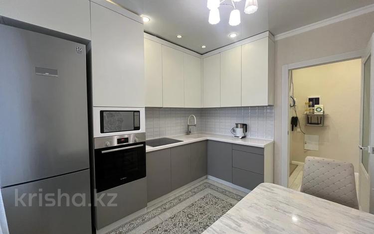1-комнатная квартира · 38 м² · 7/9 этаж, Аль-Фараби за 250 000 ₸ в Астане, Есильский р-н — фото 2