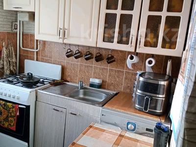 2-комнатная квартира · 44 м² · 5/5 этаж, Назарбаева за 12.3 млн 〒 в Петропавловске