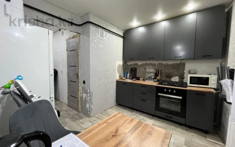 2-комнатная квартира · 50.4 м² · 1/9 этаж, пр. Металлургов за 13 млн ₸ в Темиртау — фото 2