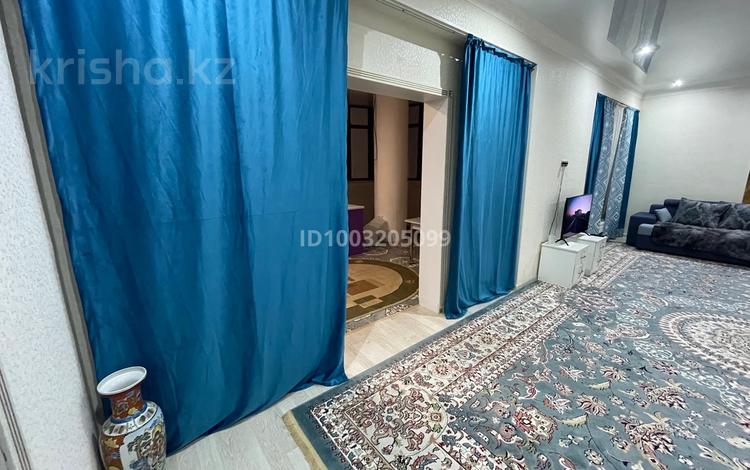 5-бөлмелі пәтер · 220 м² · 2/15 қабат, Кунаева 39, бағасы: 500 000 〒 в Шымкенте, Аль-Фарабийский р-н — фото 2