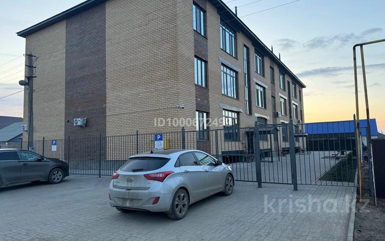 4-бөлмелі пәтер · 124 м² · 1/3 қабат, Улица Памяти Воинов-Интернационалистов, бағасы: 55 млн ₸ в Уральске — фото 2