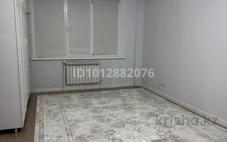 1-бөлмелі пәтер · 49 м² · 2/9 қабат, мкр Нурсая 115, бағасы: 180 000 ₸ в Атырау — фото 2