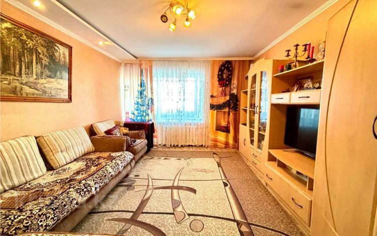 3-комнатная квартира · 62.6 м² · 6/9 этаж, мкр Юго-Восток, Гапеева 5 за 22 млн ₸ в Караганде, Казыбек би р-н — фото 2