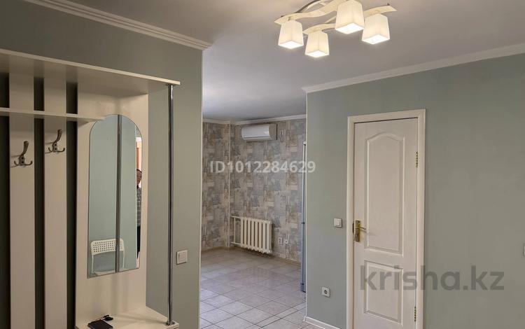 2-бөлмелі пәтер · 59.3 м² · 2/5 қабат, Абая 9, бағасы: 27 млн ₸ в Астане, Сарыарка р-н — фото 2