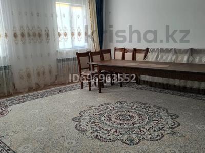 Продажа домов и дачи в Атырауской обл.: Отдельный дом · 4 комнаты · 160 м² · 8 сот., мкр Зарослый, 7 ул 27 за 20 млн 〒 Отдельный дом · 4 комнаты · 160 м² · 8 сот., мкр Зарослый, 7 ул 27 за 20 млн 〒 в Атырау