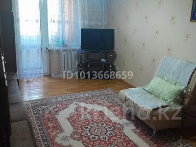 2-комнатная квартира · 50 м² · 4/5 этаж, мкр Аксай-4 53 за 36 млн ₸ в Алматы, Ауэзовский р-н