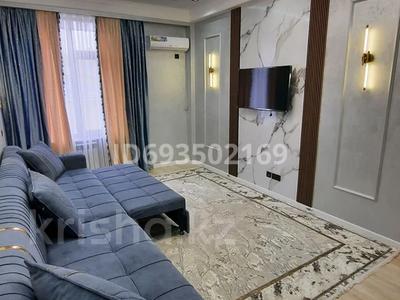 1-комнатная квартира, 40 м², 2/3 этаж, Батырбекова — Батырбекова за 25 млн 〒 в Туркестане