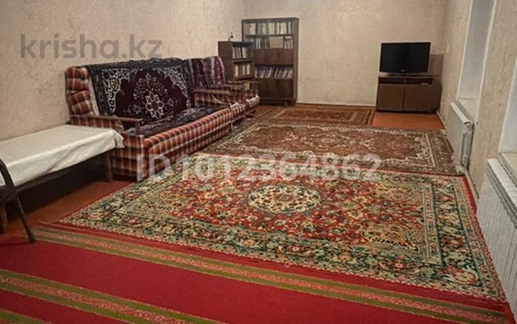 3-бөлмелі пәтер · 75 м² · 2 қабат, ул. Зорге 13, бағасы: 140 000 ₸ в Шымкенте, Абайский р-н — фото 2