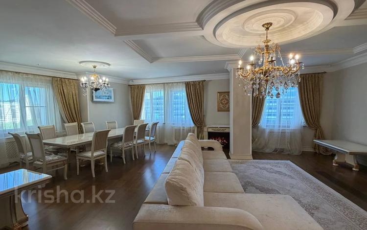 8-комнатная квартира · 412 м² · 9/10 этаж, Кунаева 29 за 500 млн ₸ в Астане, Есильский р-н — фото 29