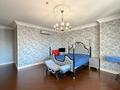 8-комнатная квартира · 412 м² · 9/10 этаж, Кунаева 29 за 500 млн ₸ в Астане, Есильский р-н — фото 11