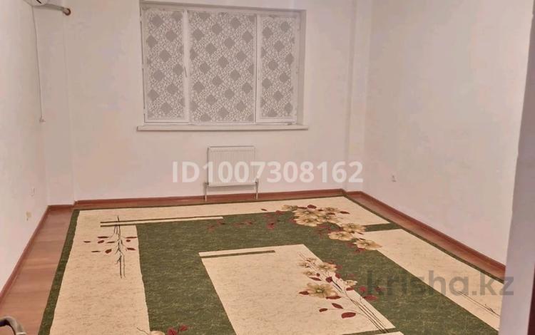 3-бөлмелі пәтер · 85 м² · 2/5 қабат, мкр Береке, Мкр.Береке 1 — АЗС Арна, аптека, супермаркет " PAIDA", бағасы: 25 млн ₸ в Атырау — фото 2