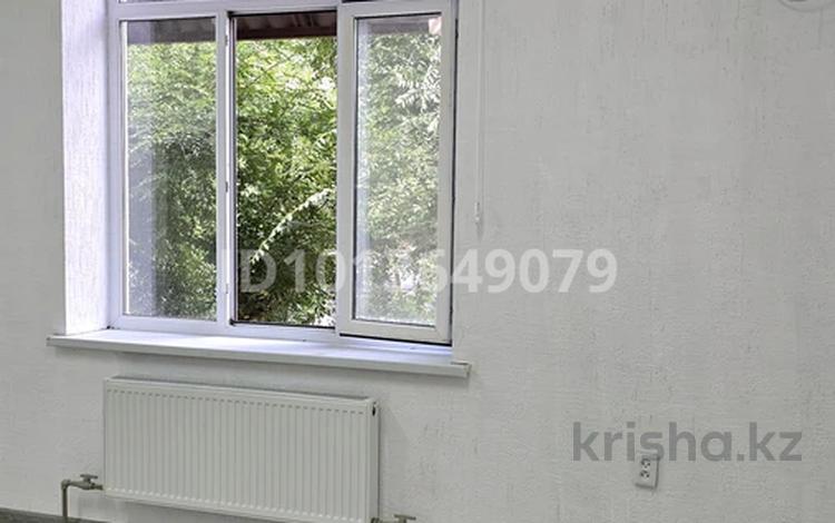 Офисы, кабинеты и рабочие места · 30 м² за 120 000 ₸ в Таразе, мкр Аса — фото 2