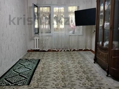 3-бөлмелі пәтер · 63 м² · 4/5 қабат, Акбулак ш/а. 26, бағасы: 17 млн ₸ в Таразе, мкр Акбулак