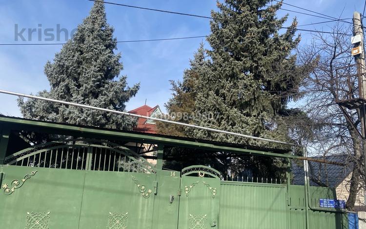 Жеке үй · 4 бөлме · 200 м² · 12 сот., мкр Коктобе, Топоркова — Гостиница Макан, кафе парадайс Ул радлова , сахариева, бағасы: 360 млн ₸ в Алматы, Медеуский р-н — фото 2