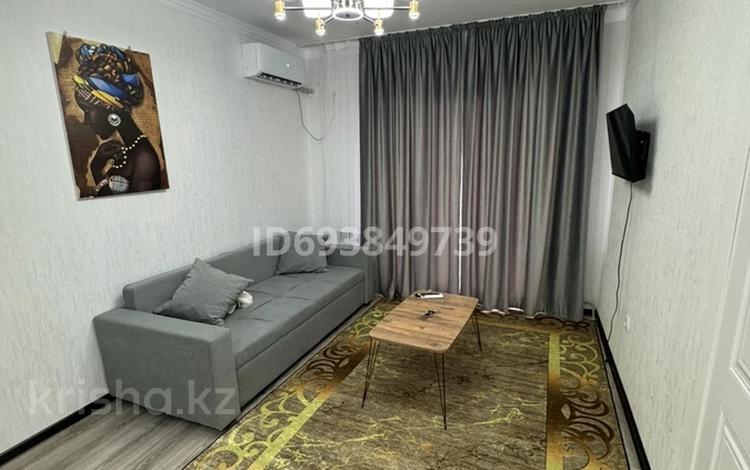 1-комнатная квартира, 35 м² помесячно, 9 44/1 — Акимат за 150 000 〒 в Туркестане — фото 2