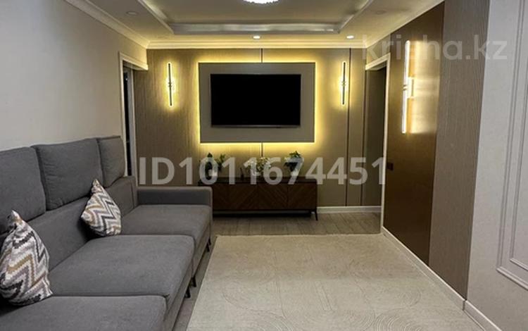 3-бөлмелі пәтер · 62 м² · 2/4 қабат, мкр №8 14, бағасы: 43.5 млн ₸ в Алматы, Ауэзовский р-н — фото 2