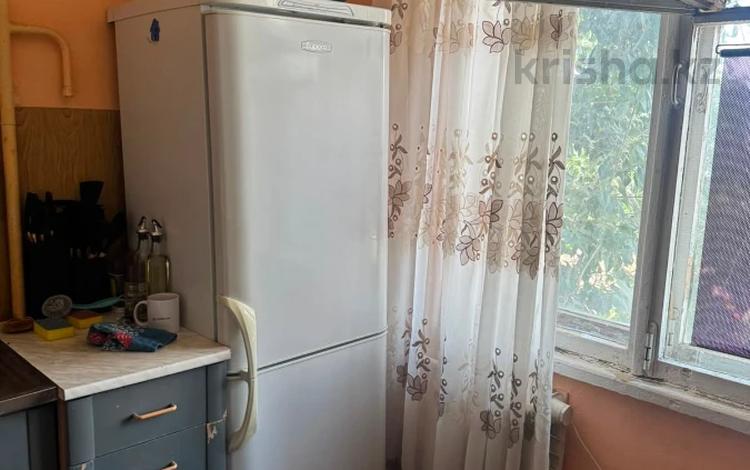 3-комнатная квартира · 48 м² · 3/5 этаж, Юность 19 за 14.5 млн ₸ в Семее — фото 2