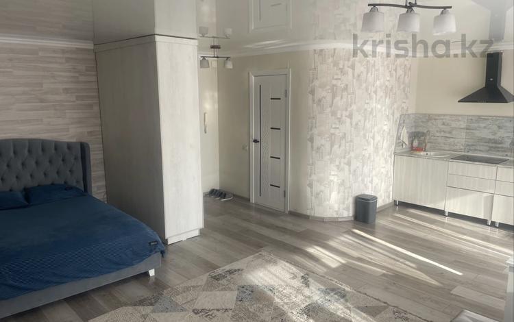 1-комнатная квартира · 50 м², Крылова 74 — Ауэзова,Набережная,Император,диагностический центр за 16 000 ₸ в Усть-Каменогорске, Ульбинский — фото 3