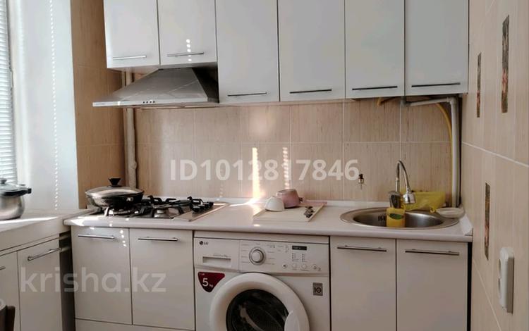 3-бөлмелі пәтер · 56 м² · 3/4 қабат, проспект Абая 121, бағасы: 21.5 млн ₸ в Таразе — фото 2