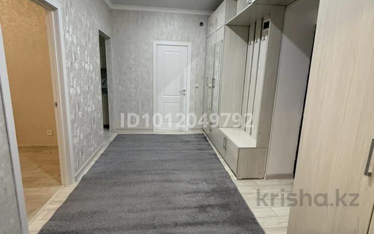 2-бөлмелі пәтер · 68 м² · 1/9 қабат, 35-мкр, 35 микрорайон 17 — Медицинский колледж, бағасы: 18 млн ₸ в Актау — фото 2