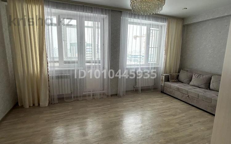 3-комнатная квартира · 90 м² · 7/9 этаж, есенберлин 52 за 43 млн ₸ в Усть-Каменогорске, Ульбинский — фото 2