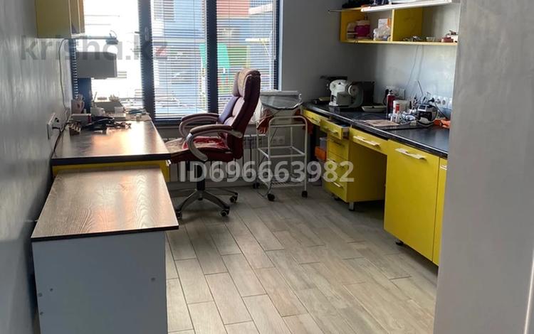 Медцентры и аптеки · 146 м² за 120 млн ₸ в Алматы, Наурызбайский р-н — фото 2