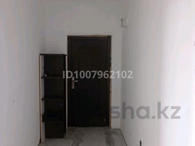 2-комнатная квартира · 73 м² · 16/16 этаж, мкр. Алмагуль, Мкр Алмагуль 17 — Рядом поликлиника 7 за 14.5 млн 〒 в Атырау